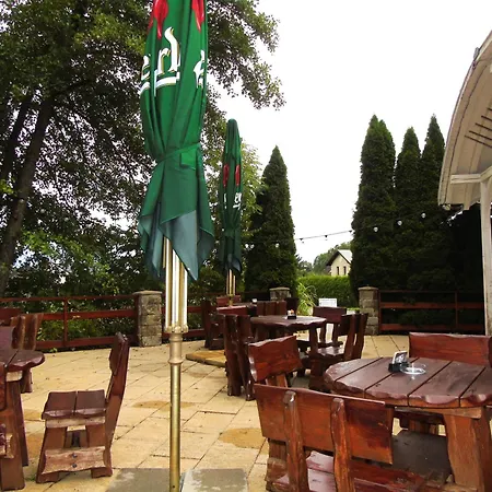 Toris 招待所 特日内茨